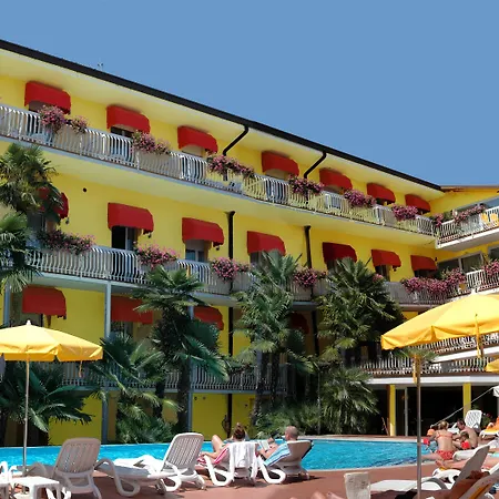Capri Hotel Bardolino