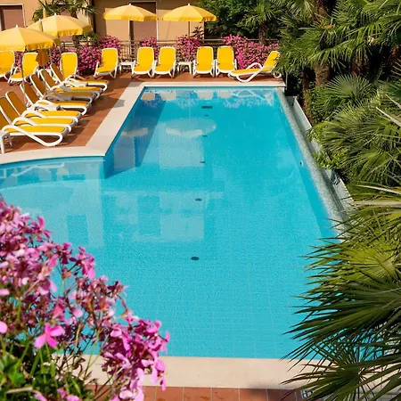 Capri 3s Hotel Bardolino