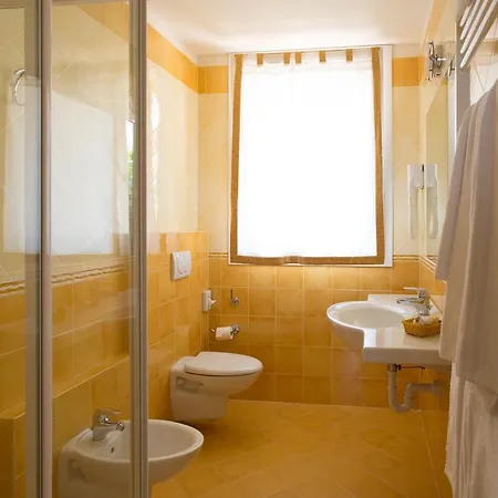 Szálloda Capri 3s Bardolino