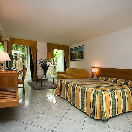 Capri Hotel Bardolino