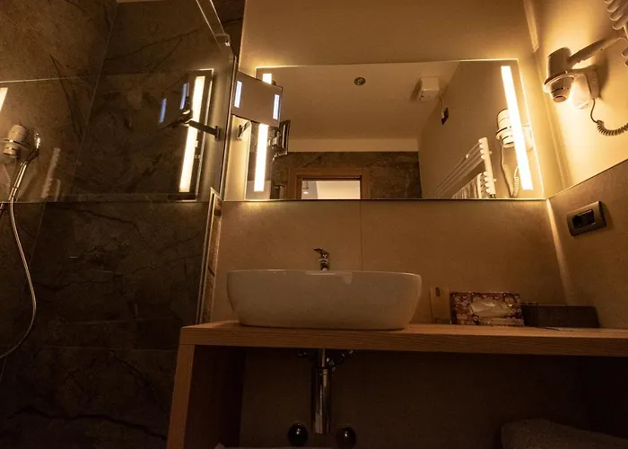 Готель Capri 3s Бардоліно