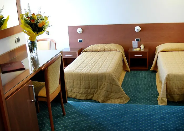 Hotel Capri 3s Bardolino