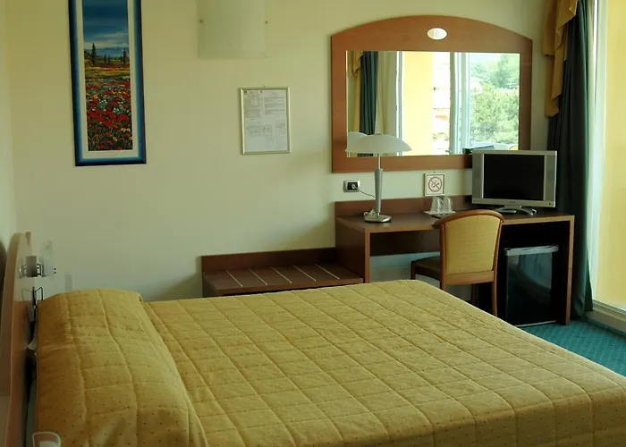 Capri 3s 3* Bardolino