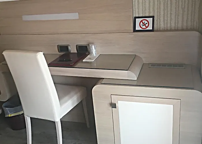 Capri 3s Hotel Bardolino