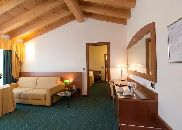 Capri 3s Hotel Bardolino